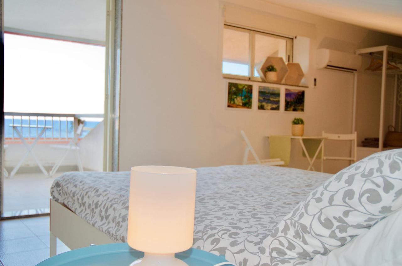 Beachfront Rooms Marina Di Ragusa Exterior foto