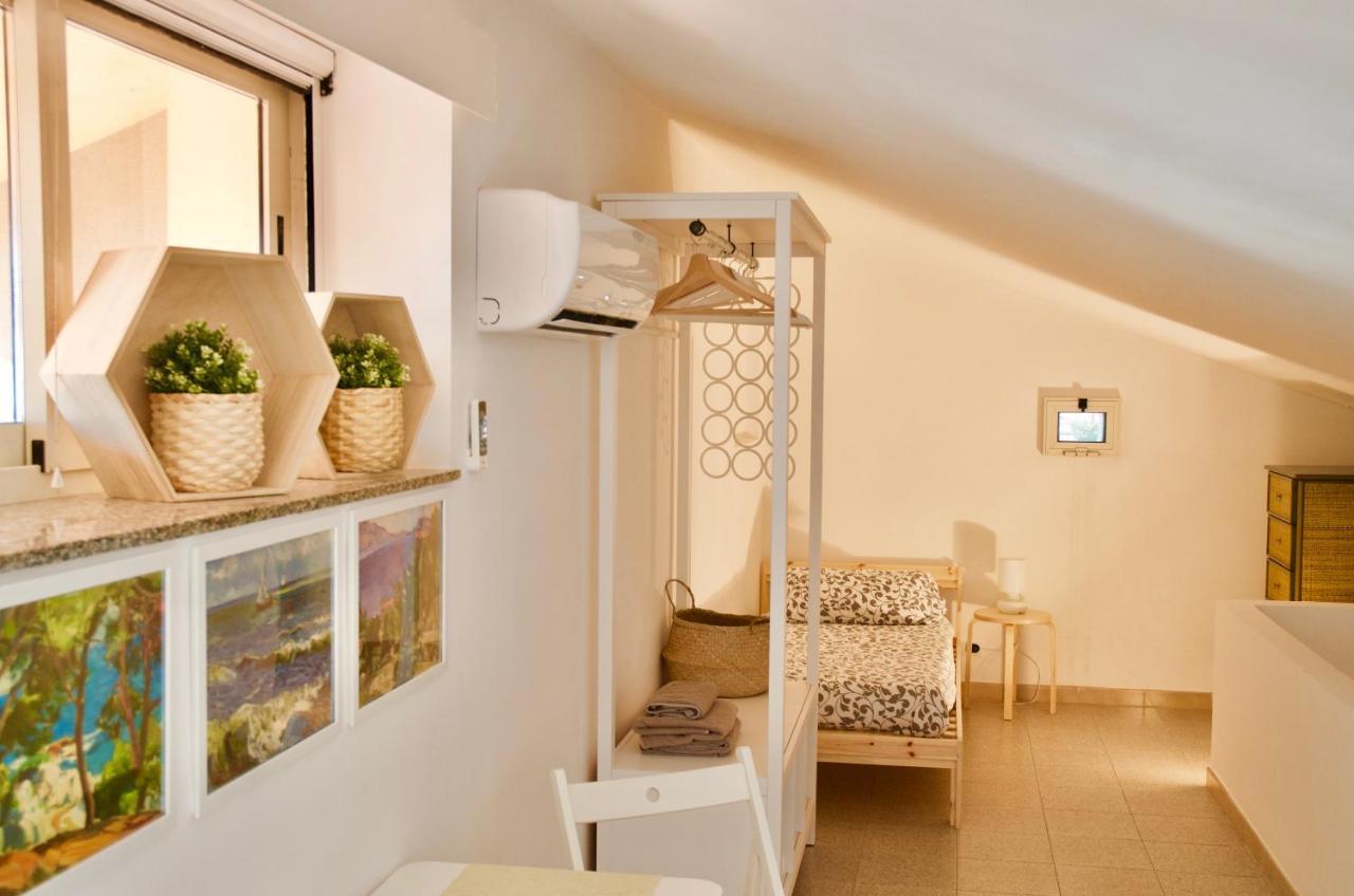 Beachfront Rooms Marina Di Ragusa Exterior foto