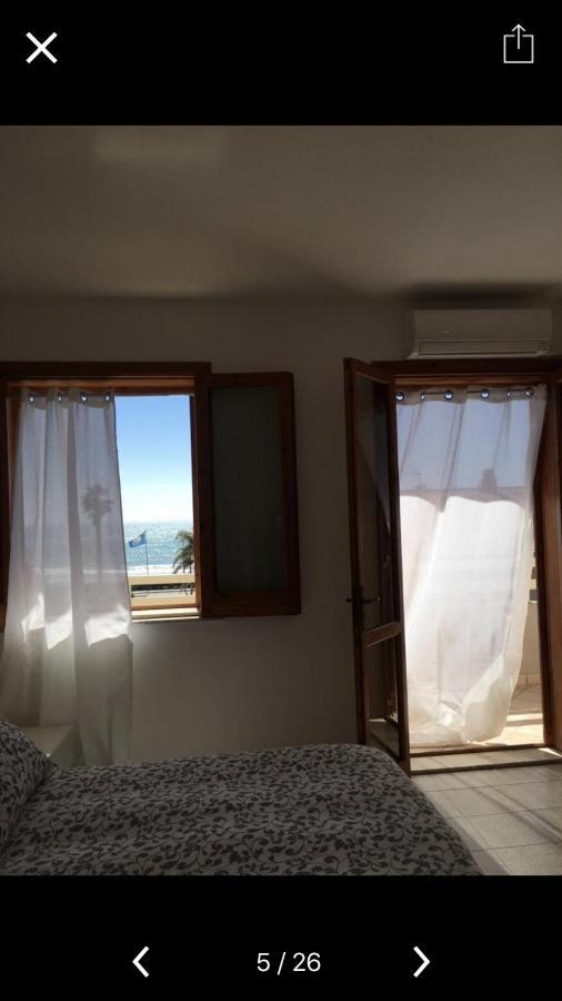 Beachfront Rooms Marina Di Ragusa Exterior foto